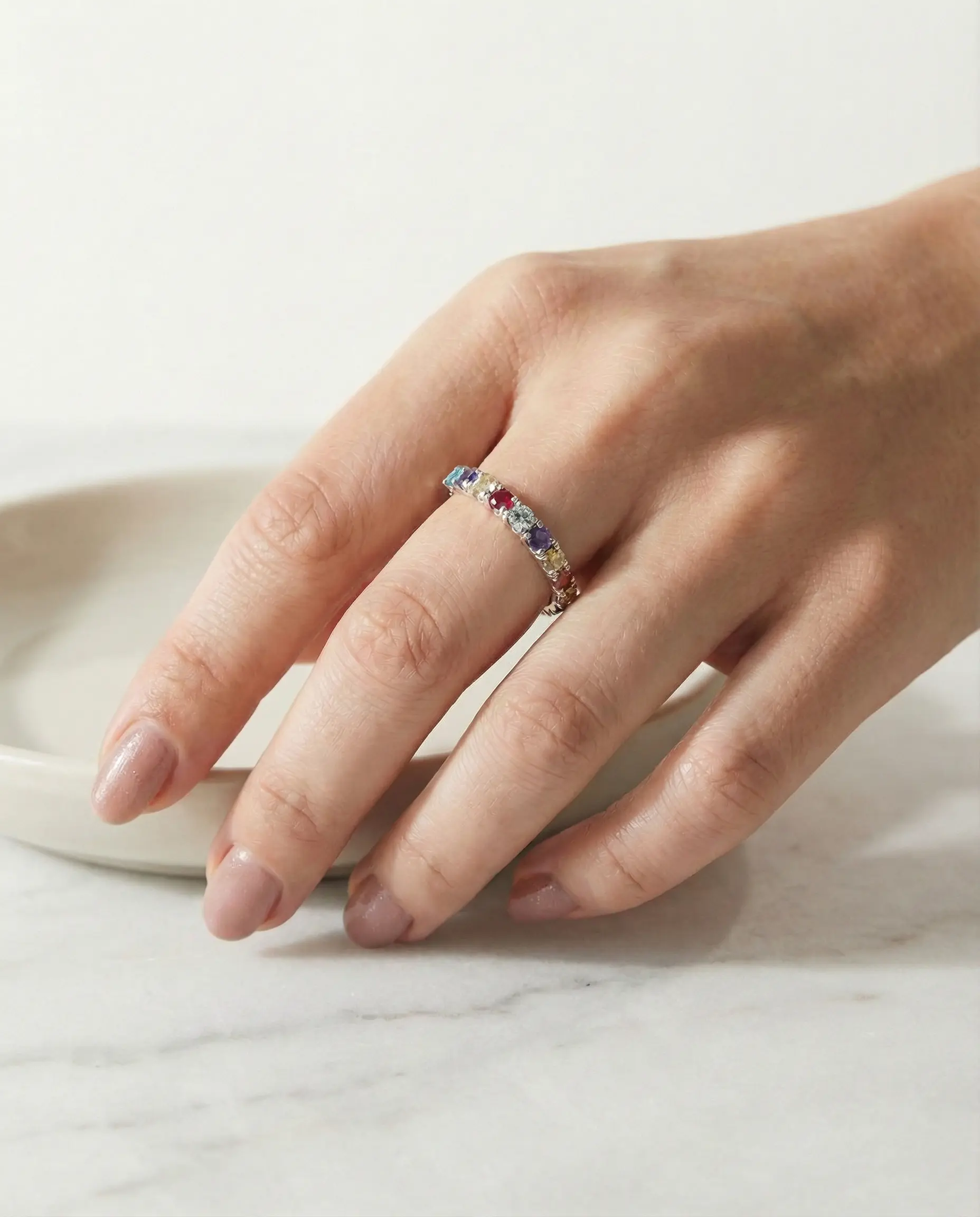 anillo de plata multicolor