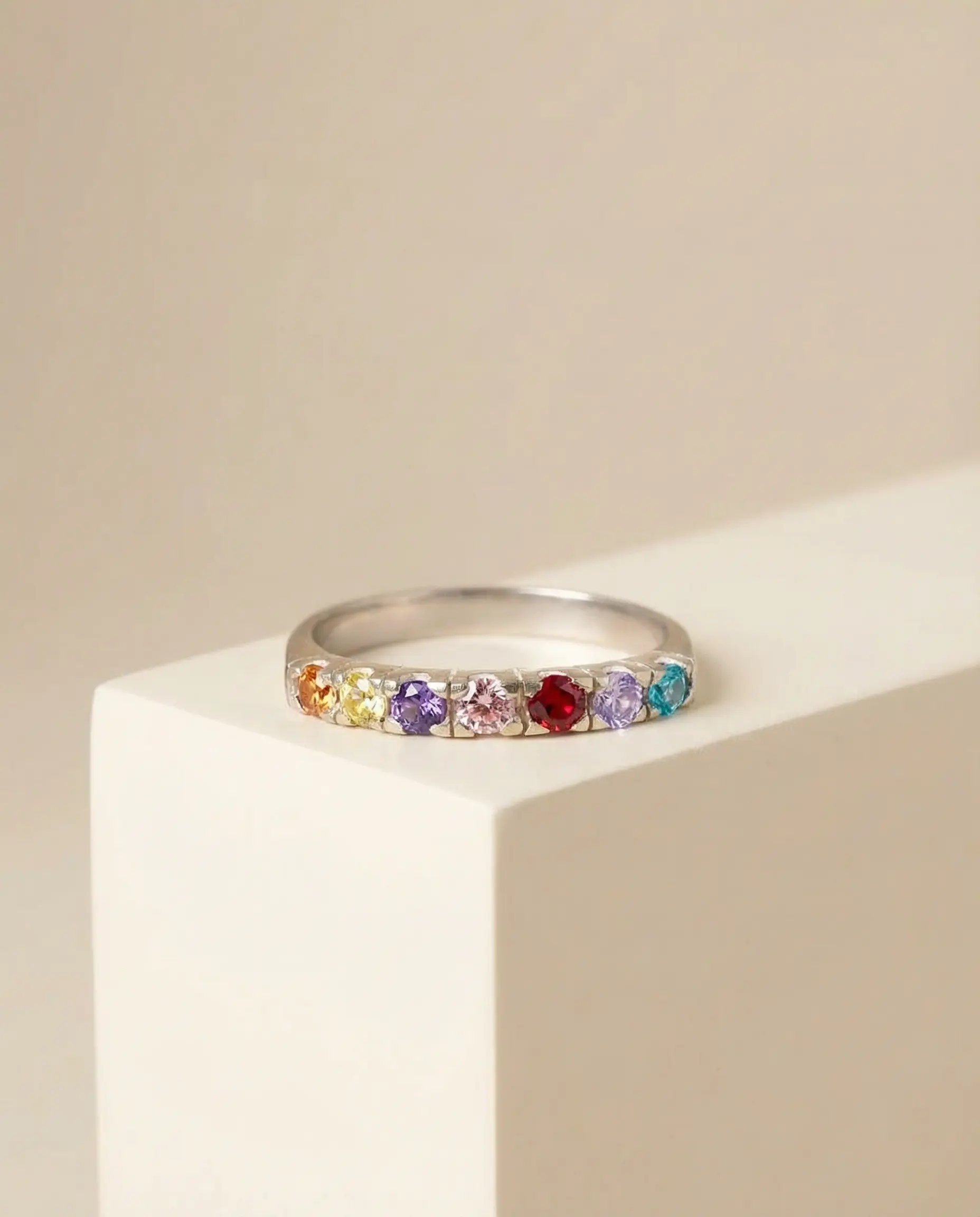 anillo multicolor